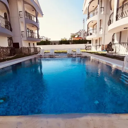 Circle Suits Apartamento *