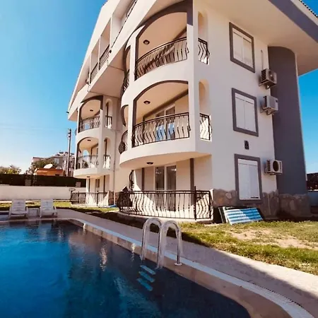 Circle Suits Apartamento *